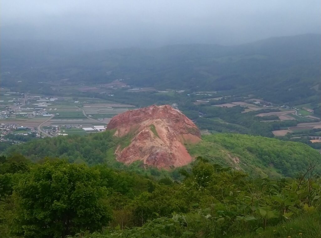 火口原展望台からの昭和新山