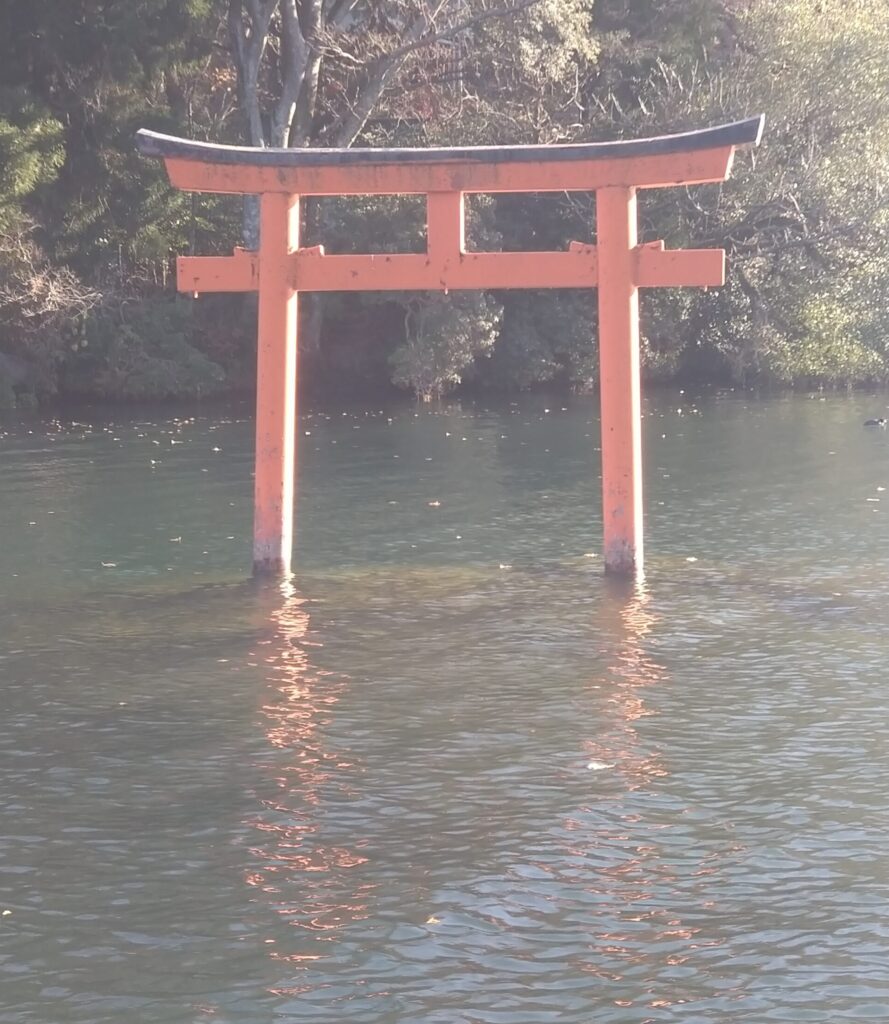 九頭龍神社鳥居